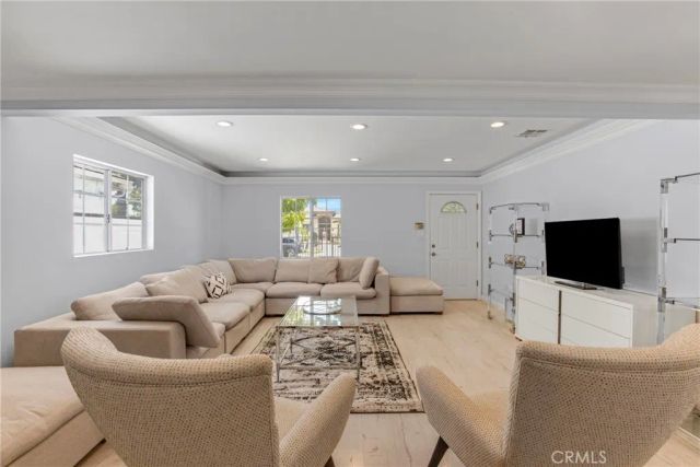 6823 Matilija, Van Nuys, CA 91405