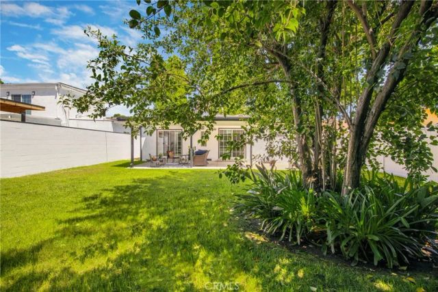 6823 Matilija, Van Nuys, CA 91405