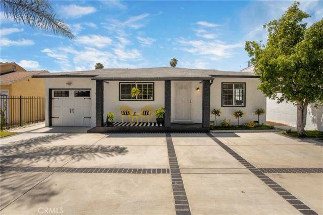 6823 Matilija, Van Nuys, CA 91405