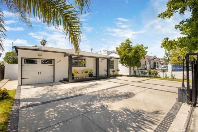 6823 Matilija, Van Nuys, CA 91405
