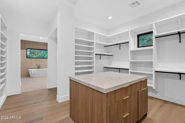2901 E PIERSON Street, Phoenix, AZ 85016