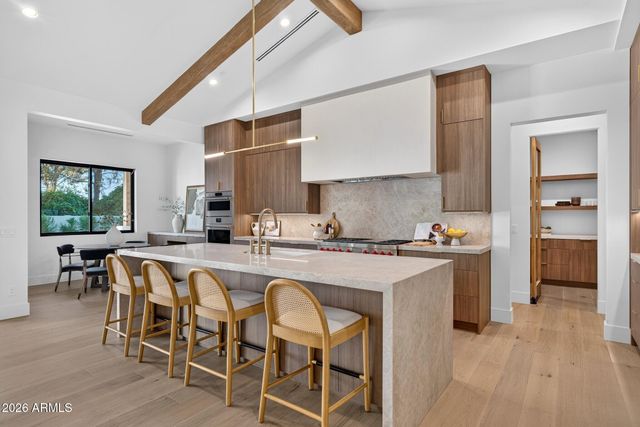 2901 E PIERSON Street, Phoenix, AZ 85016