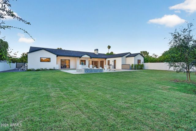 2901 E PIERSON Street, Phoenix, AZ 85016