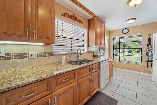 3874 Circle Lake Drive, West Palm Beach, FL 33417