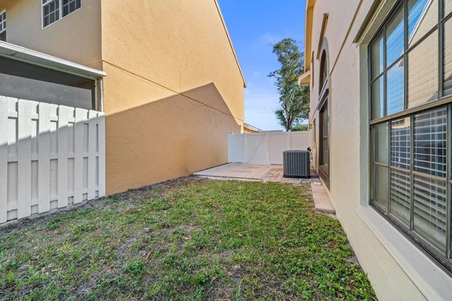 3874 Circle Lake Drive, West Palm Beach, FL 33417