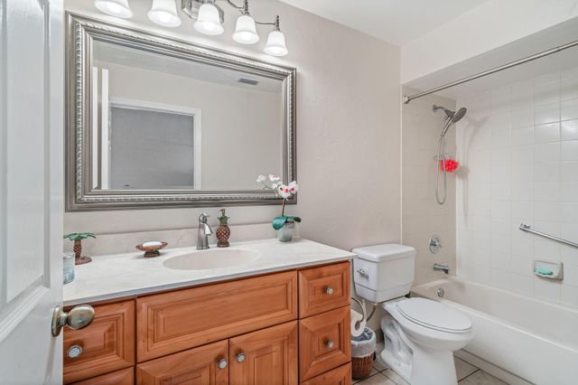 3874 Circle Lake Drive, West Palm Beach, FL 33417