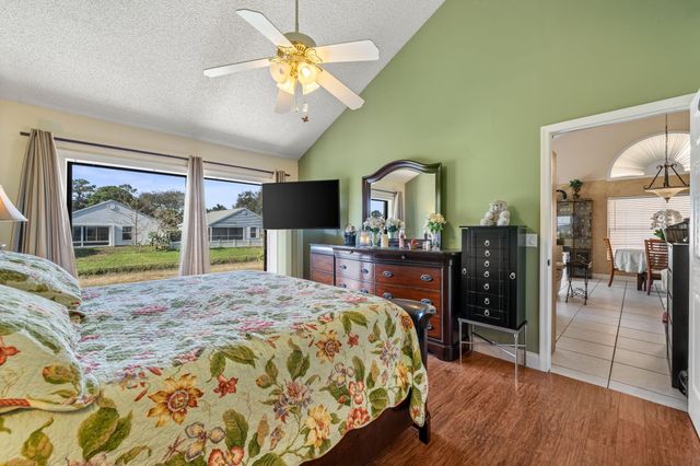 3874 Circle Lake Drive, West Palm Beach, FL 33417