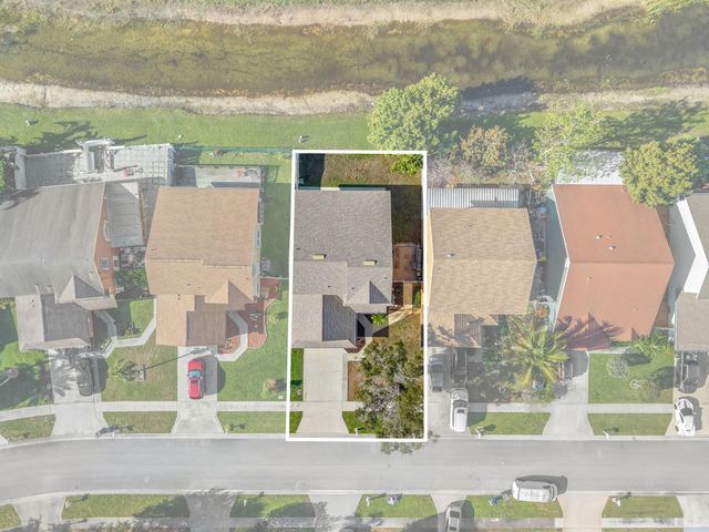 3874 Circle Lake Drive, West Palm Beach, FL 33417