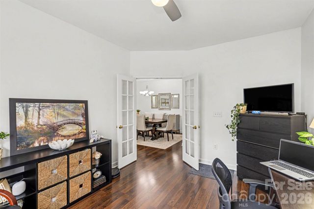 11855 Ridgeway Park Drive, Charlotte, NC 28277