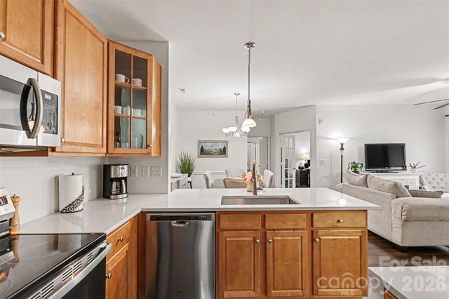 11855 Ridgeway Park Drive, Charlotte, NC 28277