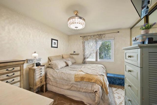 10158 CAREFREE DR, Santee, CA 92071