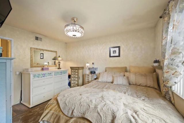 10158 CAREFREE DR, Santee, CA 92071