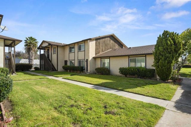 10158 CAREFREE DR, Santee, CA 92071