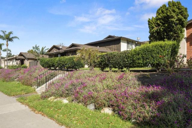 10158 CAREFREE DR, Santee, CA 92071