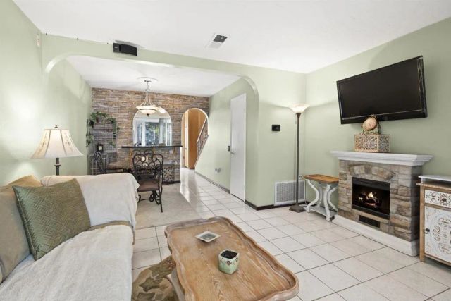 10158 CAREFREE DR, Santee, CA 92071