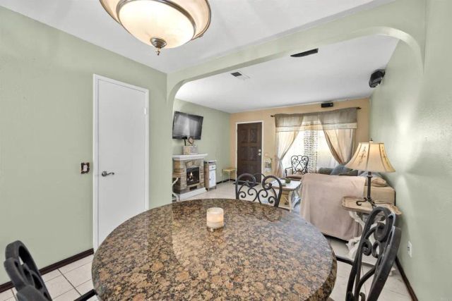 10158 CAREFREE DR, Santee, CA 92071