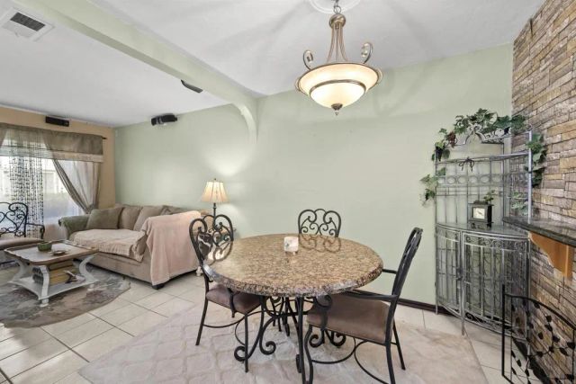 10158 CAREFREE DR, Santee, CA 92071