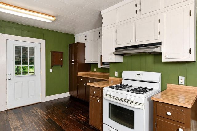 11016 Highway 270, White Hall, AR 71602