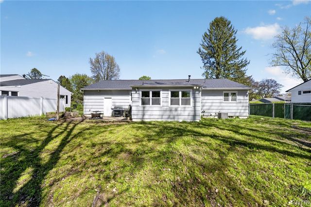 608 Forest Drive, Cicero, NY 13212