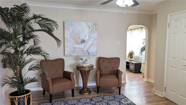 3854 Arlington Avenue, Los Angeles, CA 90008