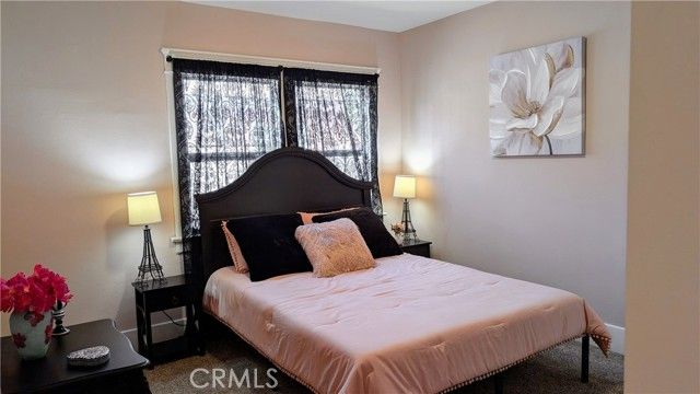 3854 Arlington Avenue, Los Angeles, CA 90008