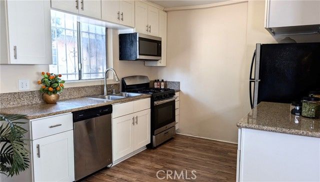 3854 Arlington Avenue, Los Angeles, CA 90008