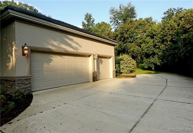 2320 N Hickory Glen Point, Hernando, FL 34442