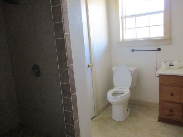 205 S Oaklawn, Eastland, TX 76448