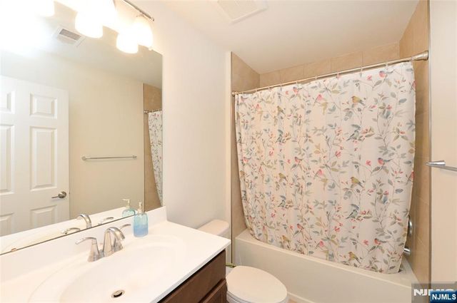 12-48 Plaza Road, Fair Lawn, NJ 07410