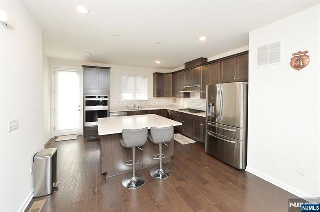 12-48 Plaza Road, Fair Lawn, NJ 07410