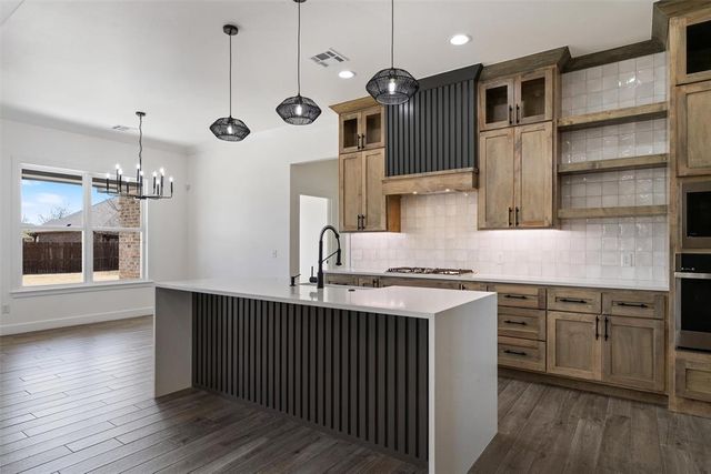 3353 Sagebrush Place, Yukon, OK 73099