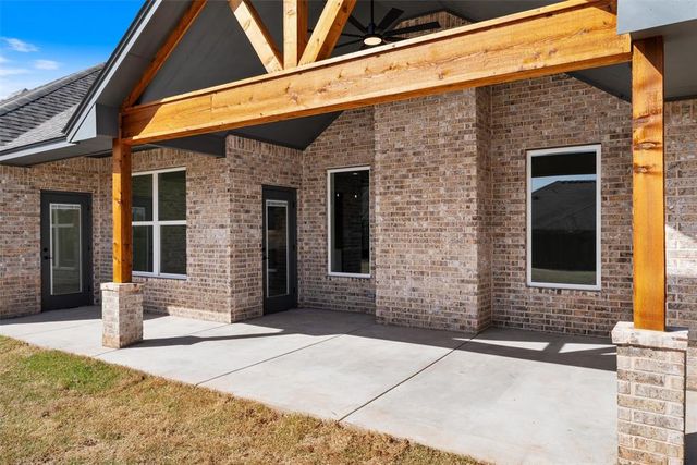 3353 Sagebrush Place, Yukon, OK 73099
