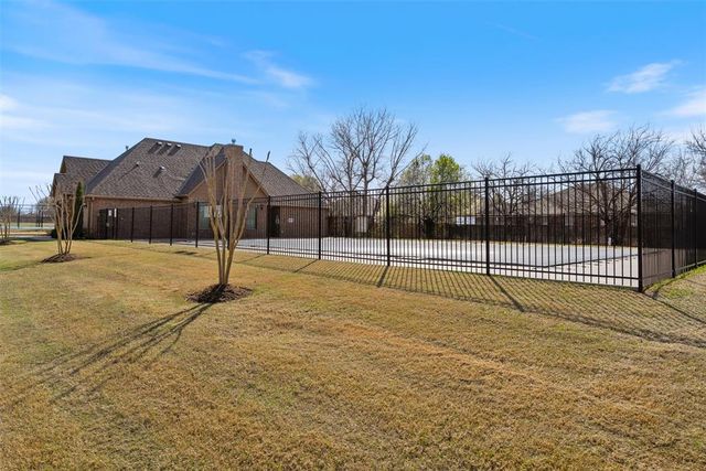 3353 Sagebrush Place, Yukon, OK 73099