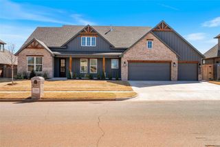 3353 Sagebrush Place, Yukon, OK 73099