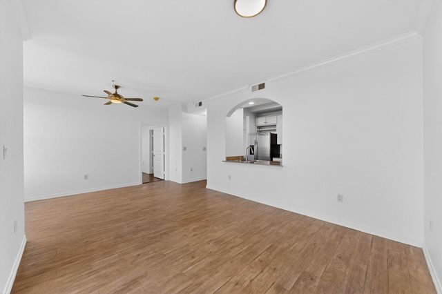 330 Las Colinas Boulevard E 1112, Irving, TX 75039