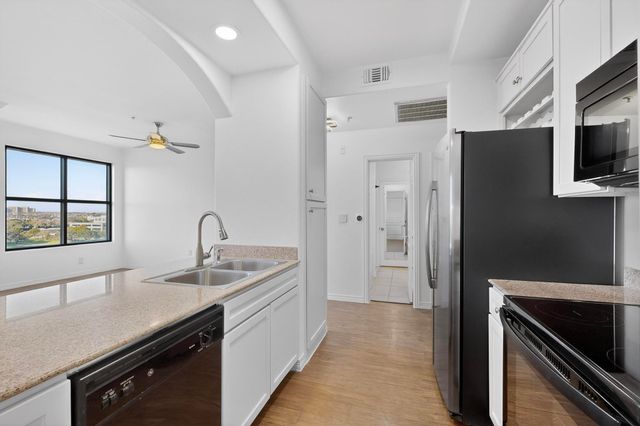 330 Las Colinas Boulevard E 1112, Irving, TX 75039