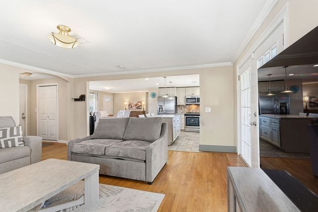 145 Bates Rd, Brockton, MA 02302