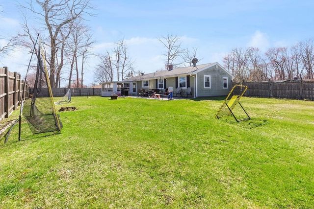 145 Bates Rd, Brockton, MA 02302