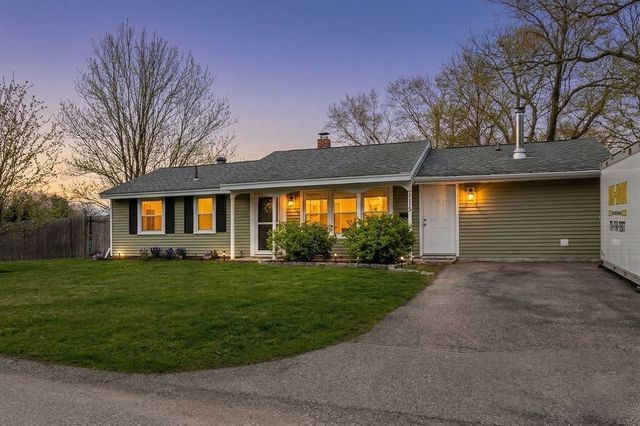 145 Bates Rd, Brockton, MA 02302