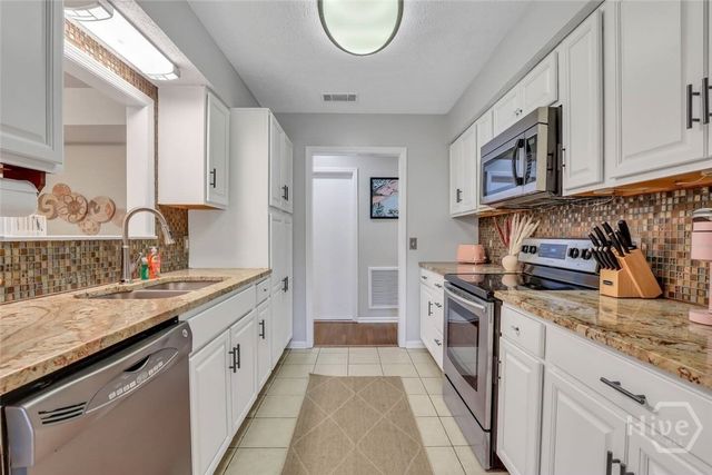 1131 Cobb Road, Savannah, GA 31410