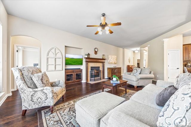 25018 Shuman Crk, San Antonio, TX 78255