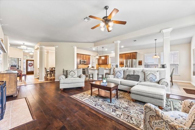 25018 Shuman Crk, San Antonio, TX 78255