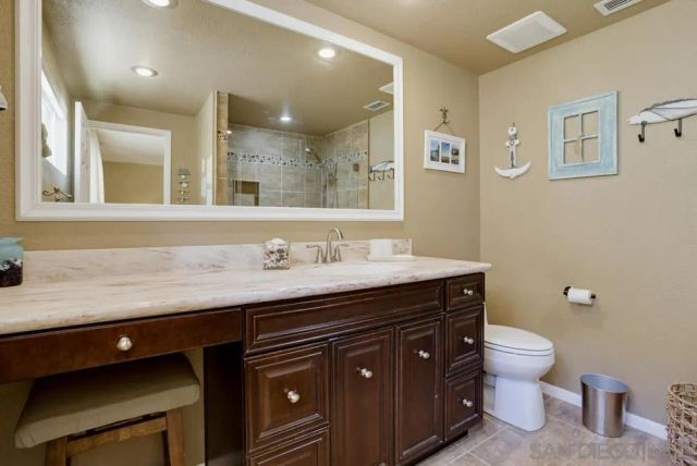 1920 Louis Dr., Escondido, CA 92026