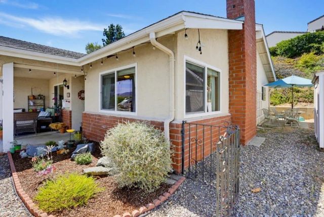 1920 Louis Dr., Escondido, CA 92026