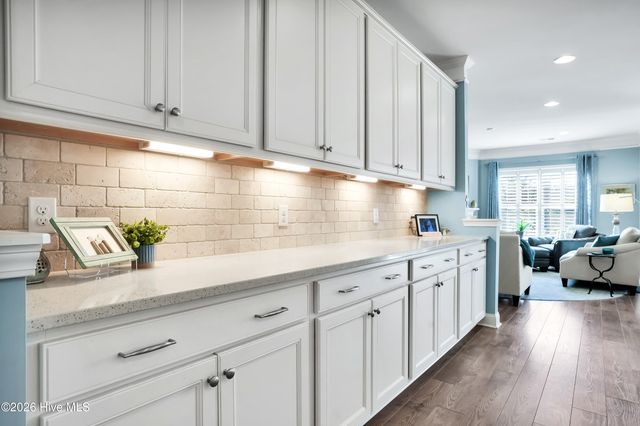 3763 Old Sand Mine Drive, Wilmington, NC 28412