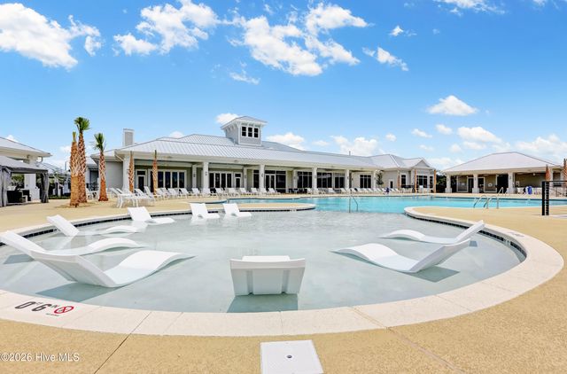 3763 Old Sand Mine Drive, Wilmington, NC 28412