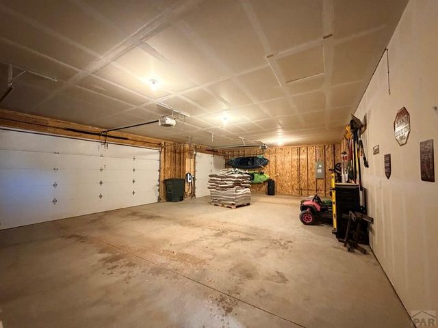 1285 E De La Vista Court, Pueblo West, CO 81007