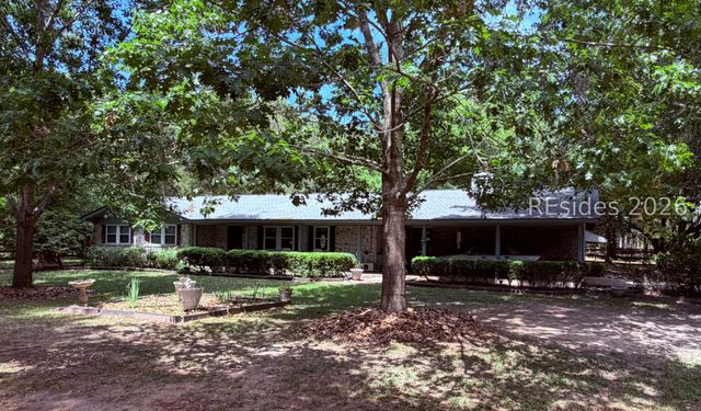 113 Cherokee Farms Rd, Beaufort, SC 29906