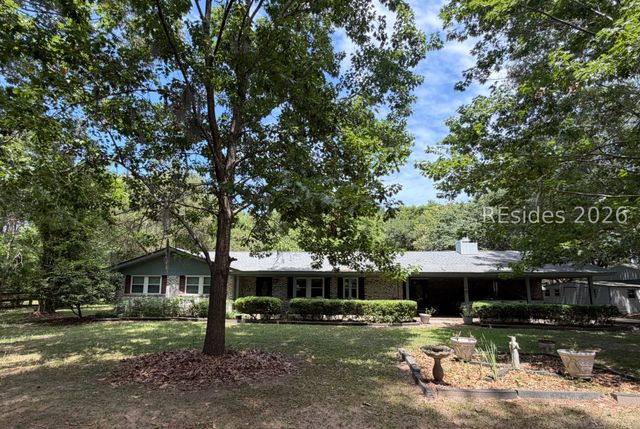 113 Cherokee Farms Rd, Beaufort, SC 29906