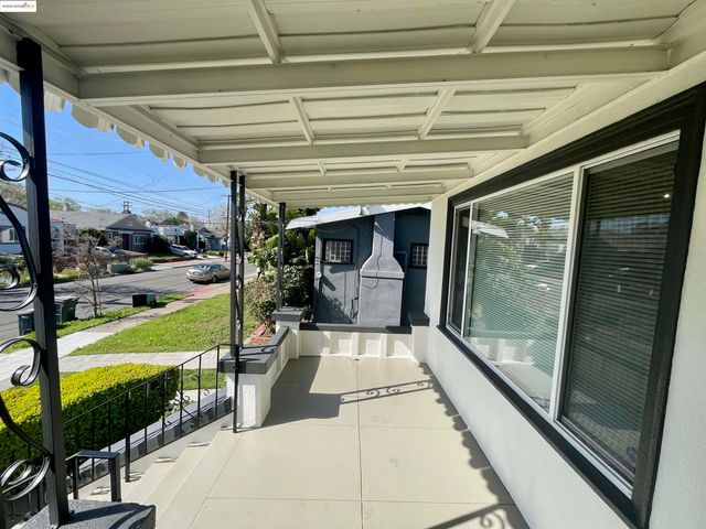 2445 66th AVE, Oakland, CA 94605